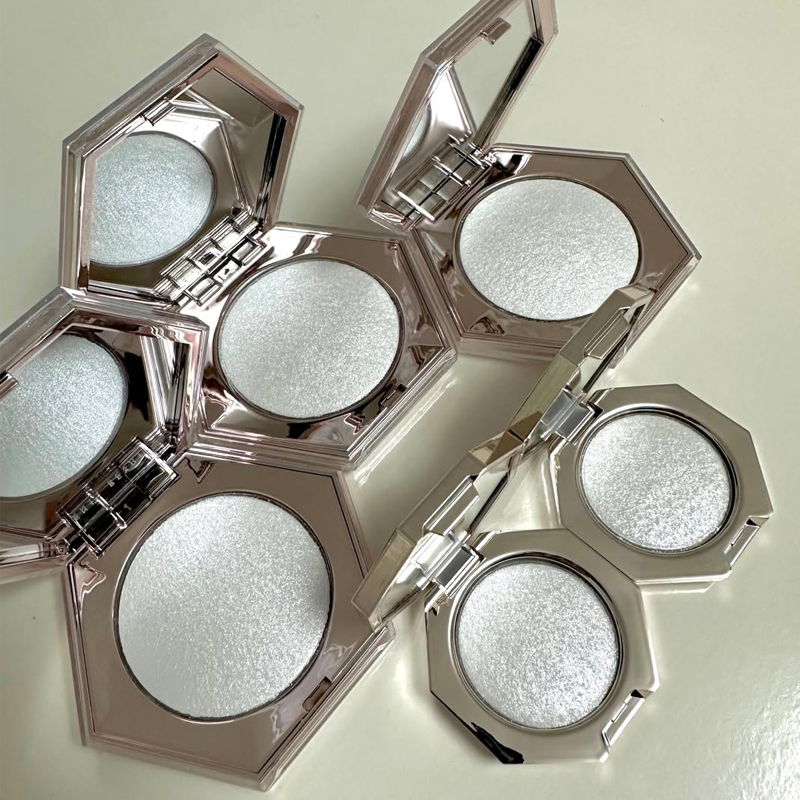 Fenty Beauty Body Diamond 3D H - Rare Beauty Makeup Highlighter ulasan dan harga