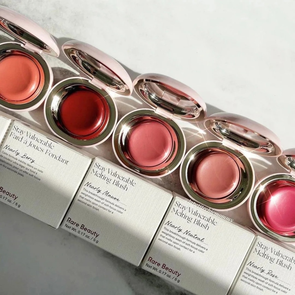 Rare Beauty Liquid Blush With  - Rare Beauty Makeup Highlighter ulasan dan harga